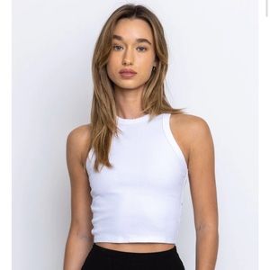 Briavia White Bridgewater Tank